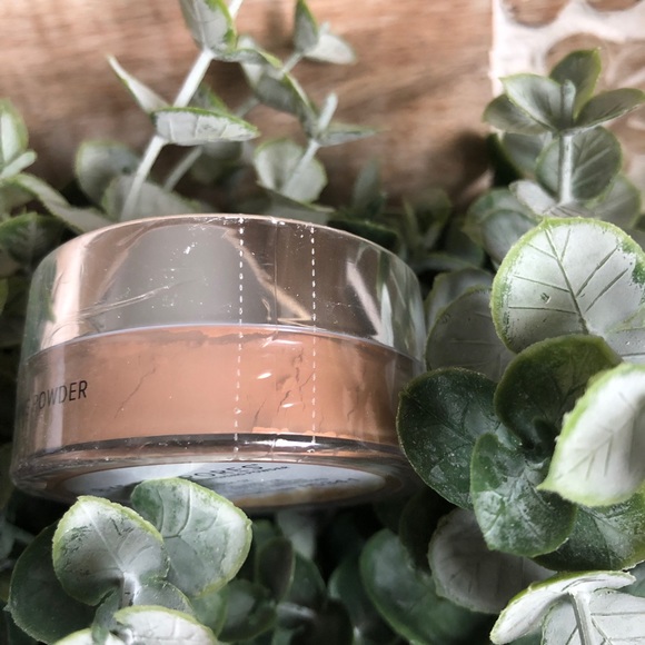 Bye Bye Pores - NEW! - Picture 3 of 4